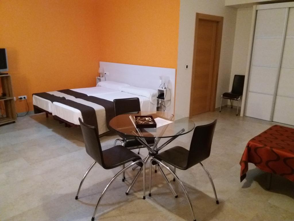 Llave De Granada Apartment Alcala La Real Luaran gambar