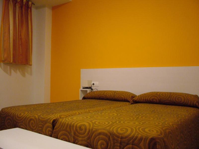 Llave De Granada Apartment Alcala La Real Luaran gambar